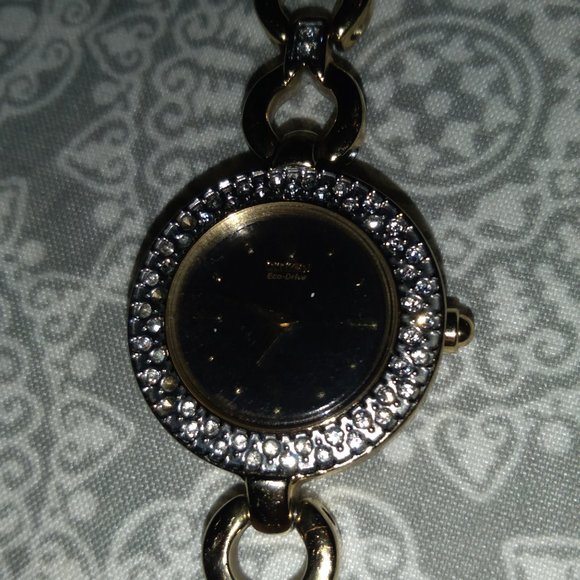 Ladies Citizen Eco-Drive w/ Swarovski Crystals and black dial - Picture 2 of 9